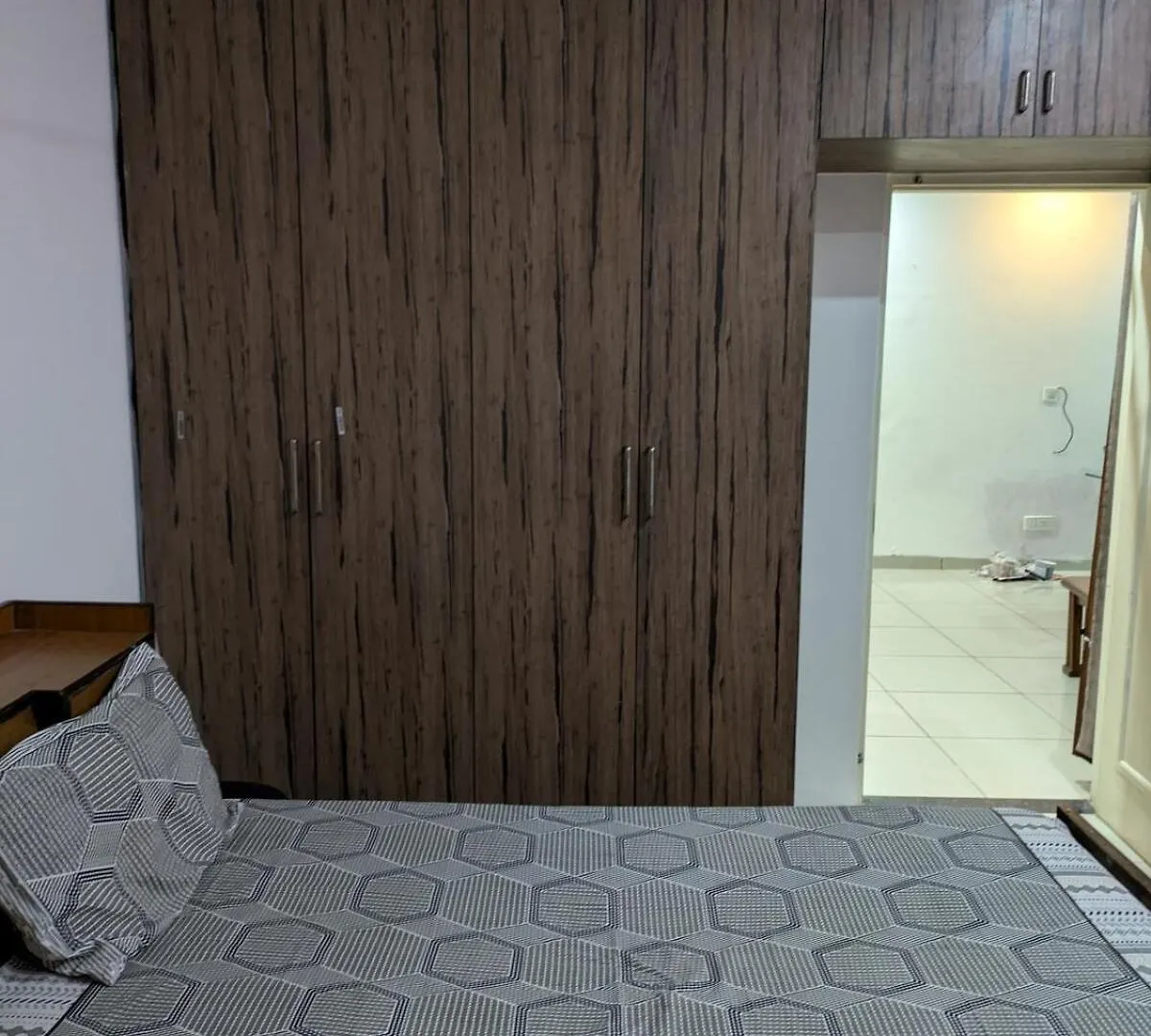 3 Bhk Wifi Apartment Near Chandigarh Airport Zirakpur 0*,