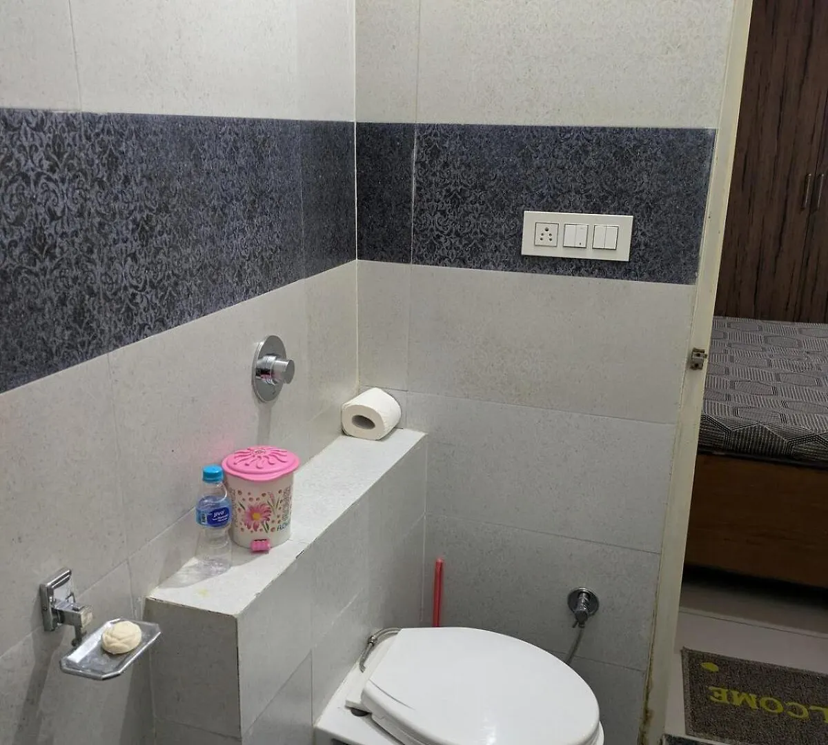 3 Bhk Wifi Apartment Near Chandigarh Airport Zirakpur India