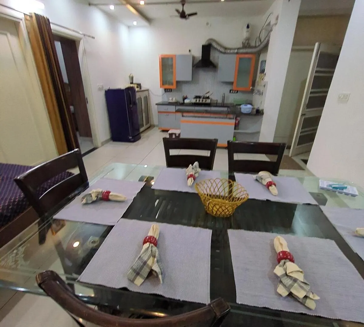 3 Bhk Wifi Apartment Near Chandigarh Airport Zirakpur
